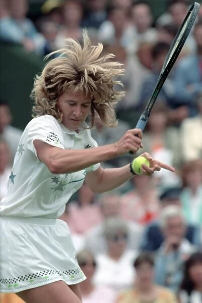 Wimbledon Tennis. Staffi Graf. June 1988 88-3396-008
