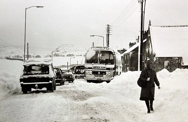 Winter weather, snow scenes, 24 January 1984 - Snow scene at Hobson near Leadgate in 1984