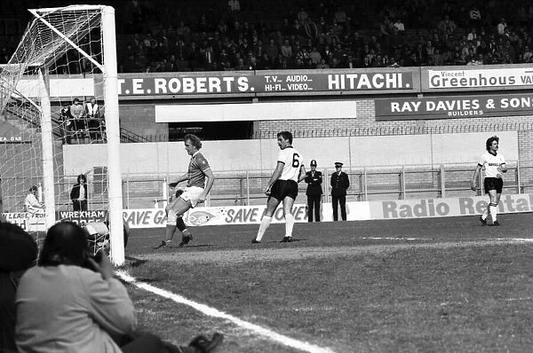 Wrexham 0-0 Barnsley, League Division Two match action, Saturday 17th April 1982