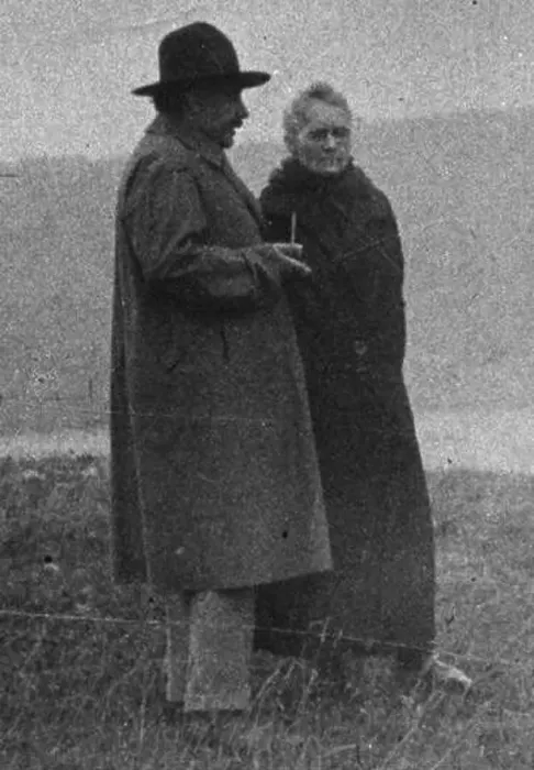 Framed Print : Marie Curie and Albert Einstein Print Framed Print : Marie Curie and Albert Einstein Print