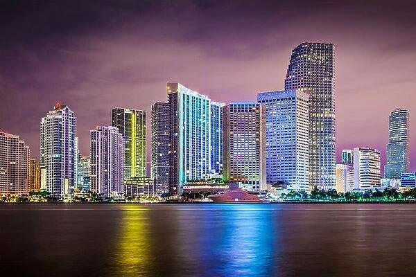 Miami, Florida skyline at Biscayne Bay