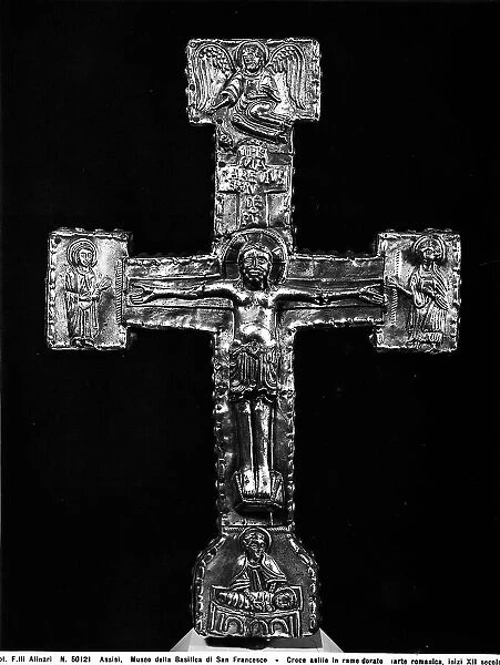 Astylar cross in gilded copper, front, preserved in the Museum of the Basilica of San Francesco, Assisi