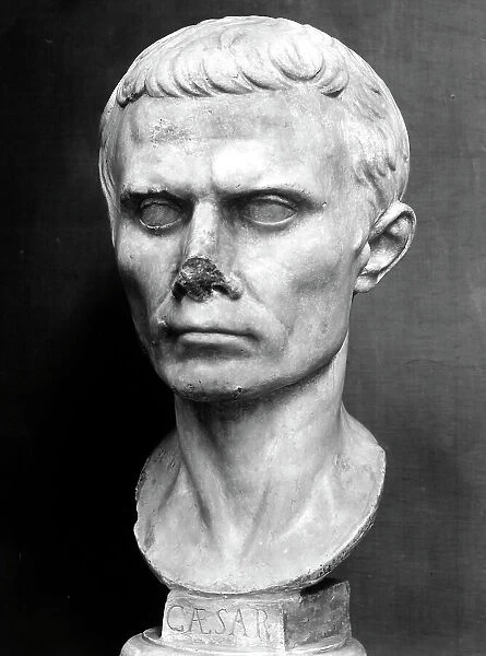 Head of Julius Caesar in the Palmegiani Collection of Rieti. It was at the Augustan Exhibition in Rome in 1938