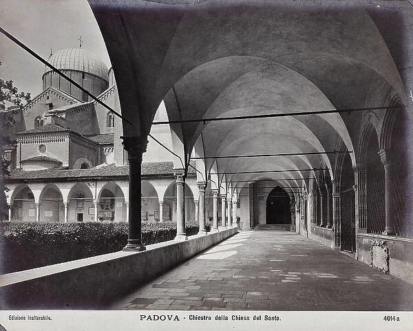 Magnolia cloister inside the Basilica of Sant'Antonio Abate called the Saint in Padua