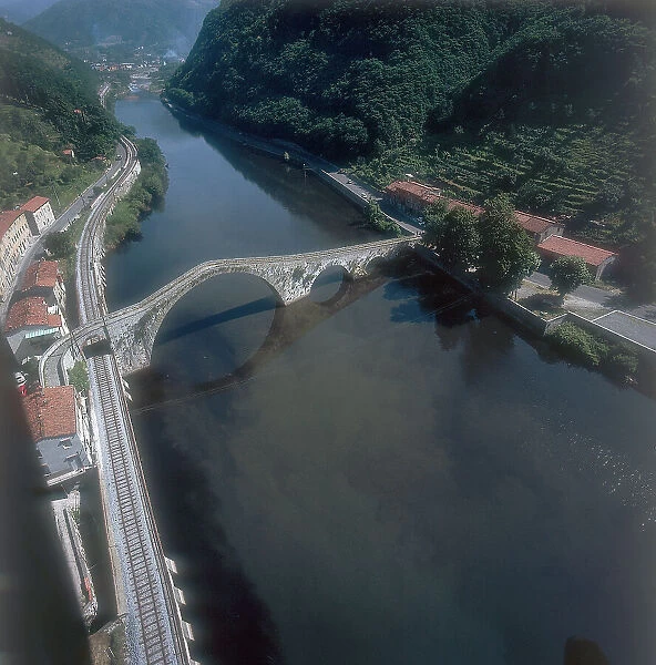 The Ponte della Maddalena (called the Ponte del Diavolo) over the Serchio river