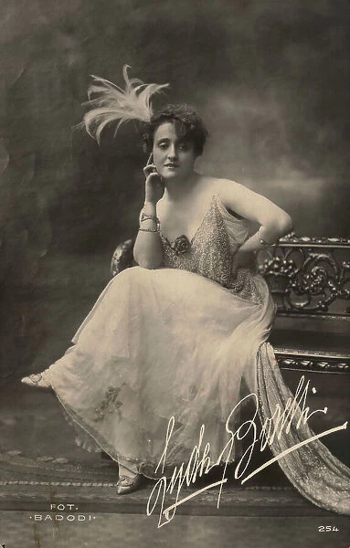 Portrait of the Italian actress Lyda Borelli (1887-1959); postcard