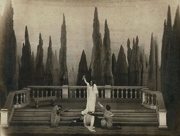 Last scene from 'Iron' by Gabriele D'Annunzio at the Teatro Manzoni in Milan