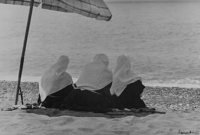 Framed Print : Three sisters at the beach Framed Print : Three sisters at the beach