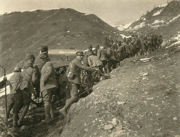 Soldiers marching towards the Black Sea during the First World War