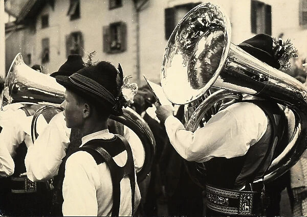 The village band. Postcard sent by the photographer to Vincenzo Balocchi