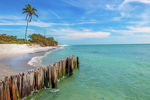 Florida, Sanibel Island, empty beach