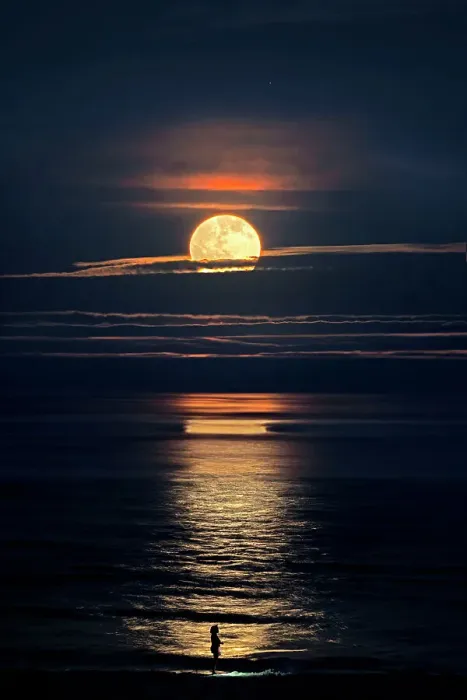 Framed Print : Full Moon Print Over Ocean Framed Print : Full Moon Print Over Ocean