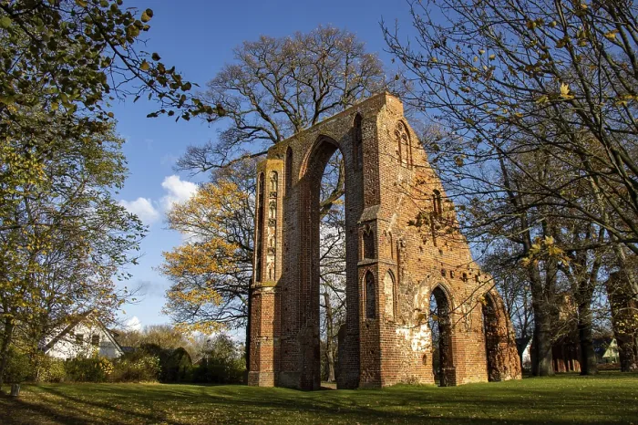 Framed Print : Archway Print from imageBROKER Framed Print : Archway Print from imageBROKER