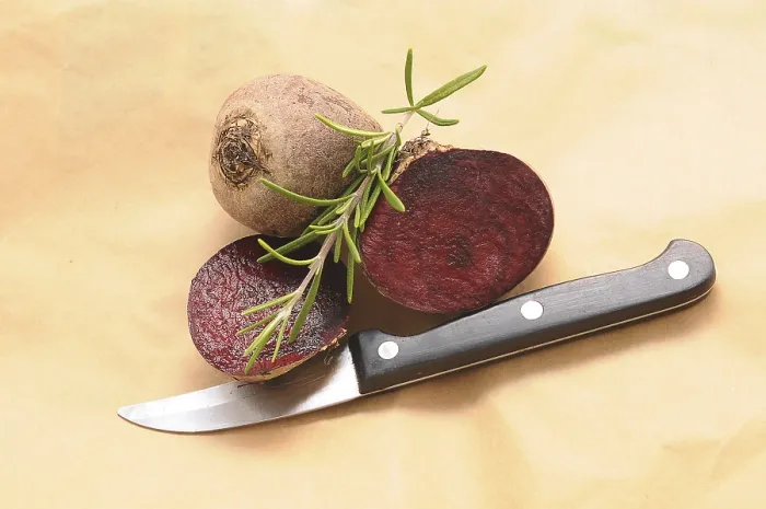 Framed Print : Beetroot with a knife Print