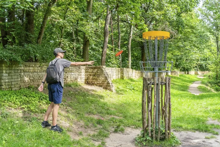Framed Print : Disc Golf Print - Volkspark Potsdam, Germany Framed Print : Disc Golf Print - Volkspark Potsdam, Germany