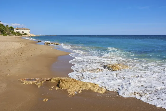 Framed Print : Breaking Waves Print, Tarragona Beach Scene Framed Print : Breaking Waves Print, Tarragona Beach Scene