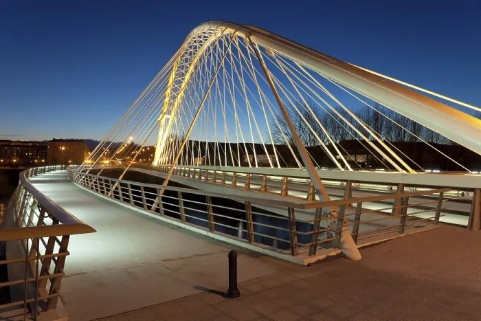 Framed Print : Bridge over the River Ebro, Logroño Print, La Rioja, Spain Framed Print : Bridge over the River Ebro, Logroño Print, La Rioja, Spain