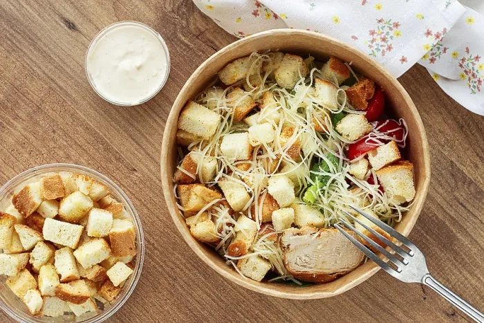 Framed Print : ImageBROKER Print: Classic Caesar Salad in a Paper Container Framed Print : ImageBROKER Print: Classic Caesar Salad in a Paper Container