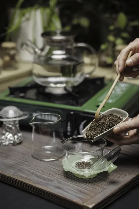 Framed Print : A Calm Setup for Brewing Exquisite Looseleaf Tea Print