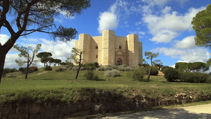 Framed Print : Castel del Monte Print Framed Print : Castel del Monte Print