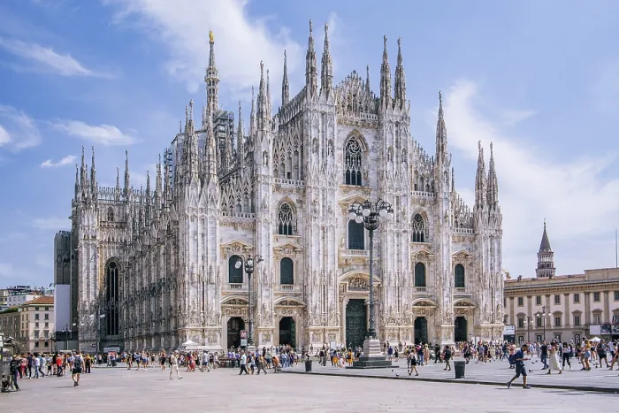 Framed Print : Cathedral Square Print, Milan, Italy Framed Print : Cathedral Square Print, Milan, Italy