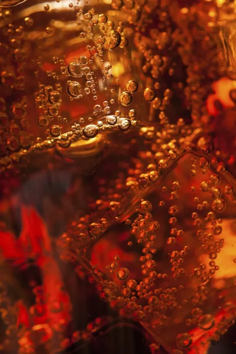 Framed Print : Close-up View of Ice Cubes in Cola Background Print