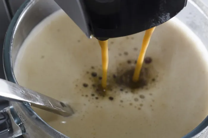 Framed Print : Print: Coffee Machine Making a Coffee Framed Print : Print: Coffee Machine Making a Coffee