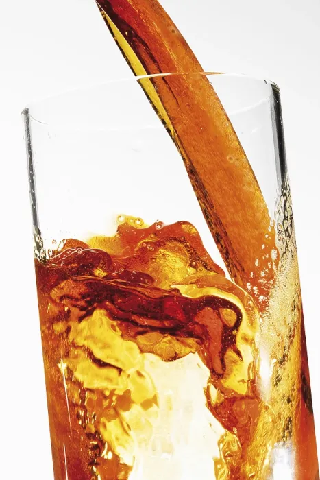 Framed Print : Cola Pouring Print from imageBROKER Framed Print : Cola Pouring Print from imageBROKER