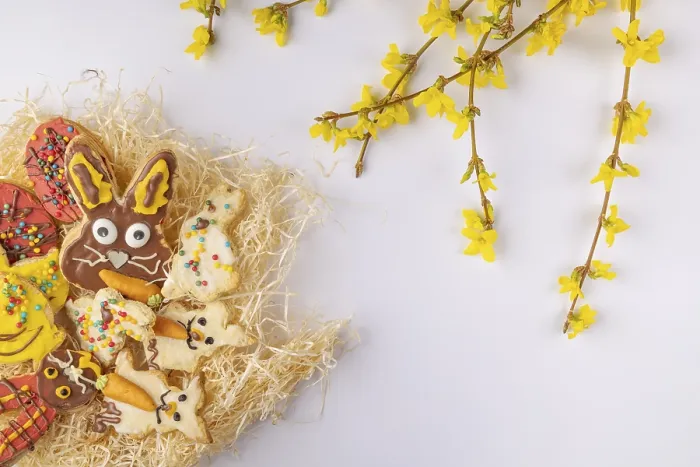 Framed Print : Colourfully decorated Easter biscuits in a nest print Framed Print : Colourfully decorated Easter biscuits in a nest print