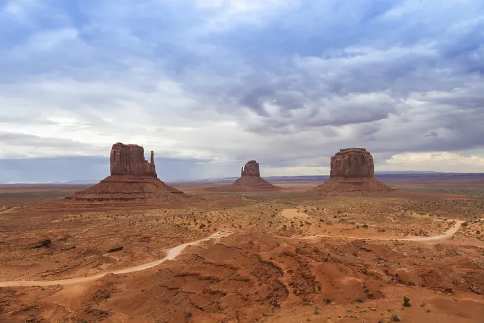 Framed Print : Complementary Colours in Monument Valley Print