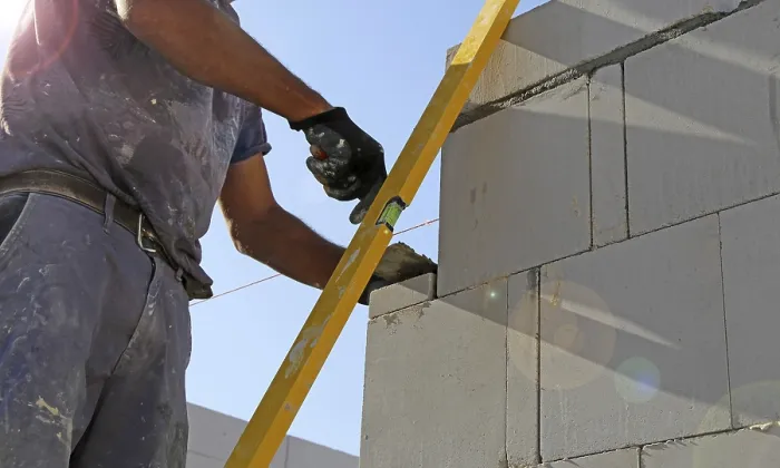 Framed Print : Construction Worker (Bricklayer) Print on Building Site Framed Print : Construction Worker (Bricklayer) Print on Building Site