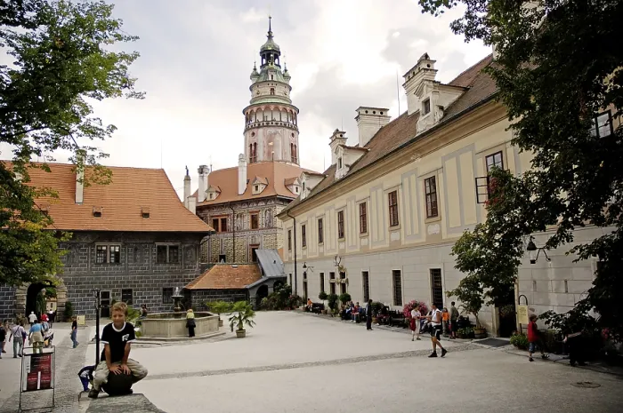 Framed Print : Cesky Krumlov Castle Courtyard Print Framed Print : Cesky Krumlov Castle Courtyard Print