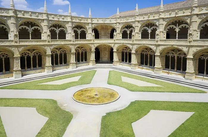 Framed Print : Courtyard Print, Jeronimos Monastery, Lisbon, Portugal