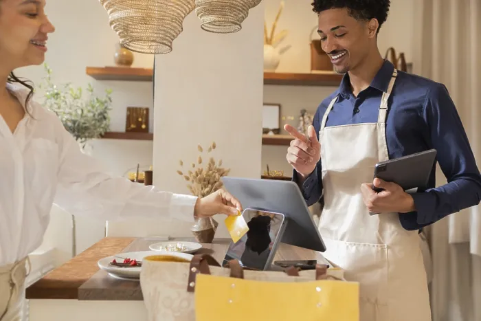 Framed Print : Retail Payment Scene - ImageBROKER Print Framed Print : Retail Payment Scene - ImageBROKER Print