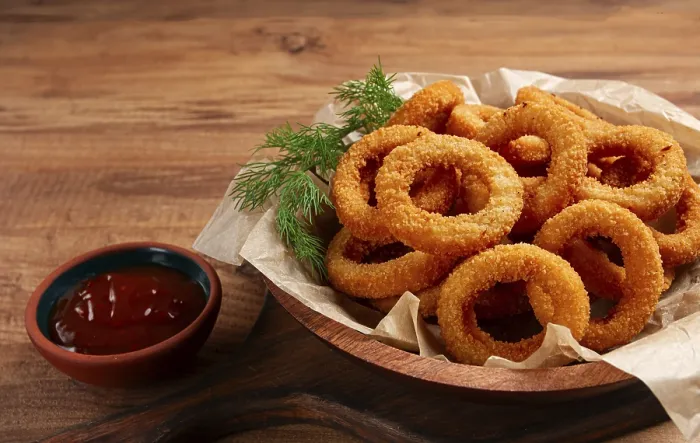 Framed Print : Deep Fried Onion Rings Print - Appetizer with Tomato Sauce Framed Print : Deep Fried Onion Rings Print - Appetizer with Tomato Sauce