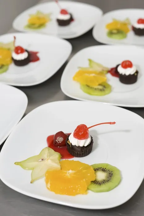 Framed Print : Dessert Plates Ready for Serving in Restaurant Kitchen Print Framed Print : Dessert Plates Ready for Serving in Restaurant Kitchen Print