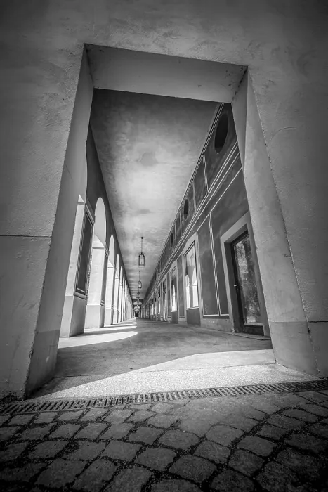 Framed Print : A Dramatic Black and White Print of a Munich Colonnade Framed Print : A Dramatic Black and White Print of a Munich Colonnade