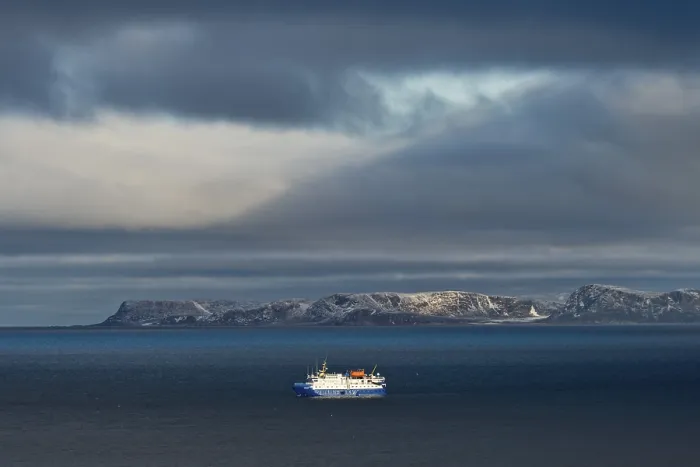 Framed Print : Dramatic Light, MS Quest Print, Svalbard Framed Print : Dramatic Light, MS Quest Print, Svalbard