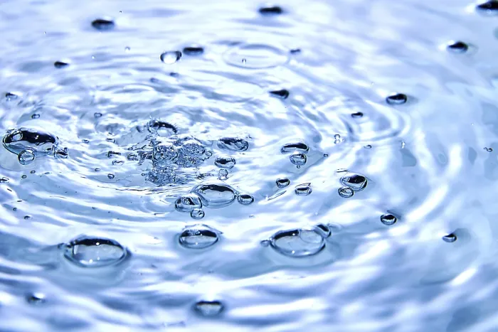 Framed Print : Drop in Water Makes Different Splashes Print Framed Print : Drop in Water Makes Different Splashes Print