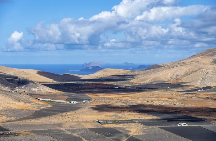 Framed Print : Dry Volcanic Landscape Print, Lanzarote, Canary Islands Framed Print : Dry Volcanic Landscape Print, Lanzarote, Canary Islands