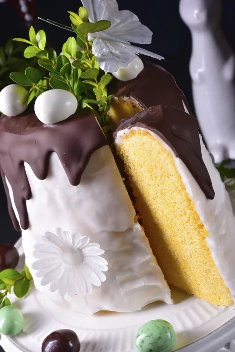Framed Print : Easter Cake Print with Sugar and Chocolate Icing Framed Print : Easter Cake Print with Sugar and Chocolate Icing