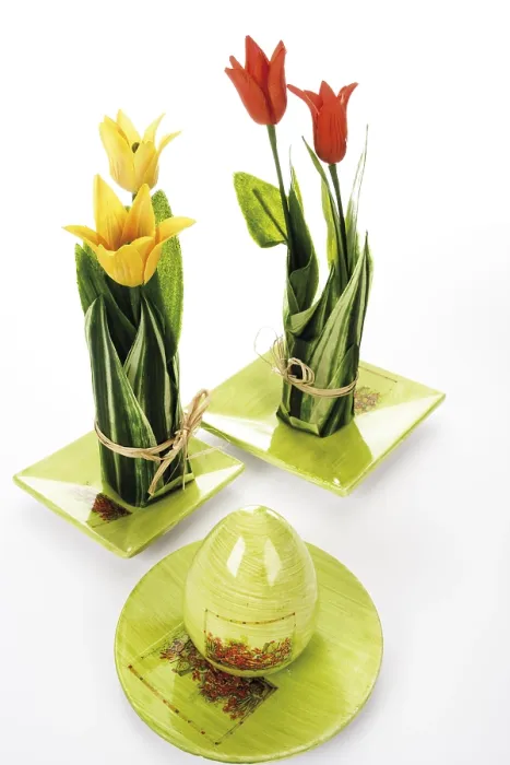 Framed Print : Easter Decoration Print: Tulips and Easter Egg Framed Print : Easter Decoration Print: Tulips and Easter Egg