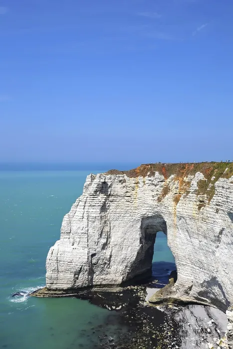 Framed Print : Etretat Print from Claude Monet Framed Print : Etretat Print from Claude Monet