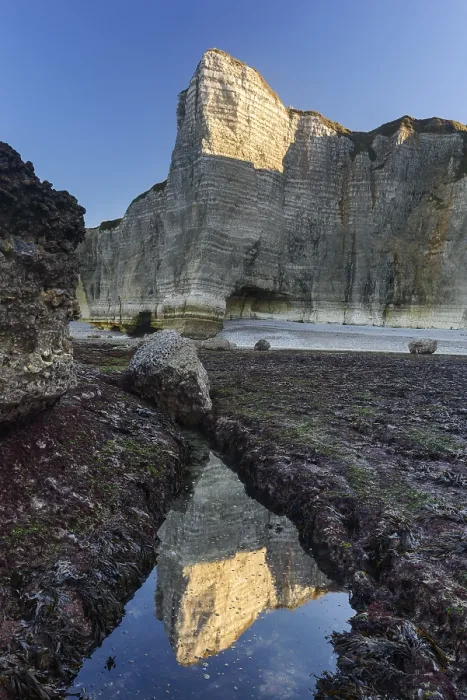 Framed Print : Falaise d'Aval at Low Tide Print, Étretat, Normandy Framed Print : Falaise d'Aval at Low Tide Print, Étretat, Normandy