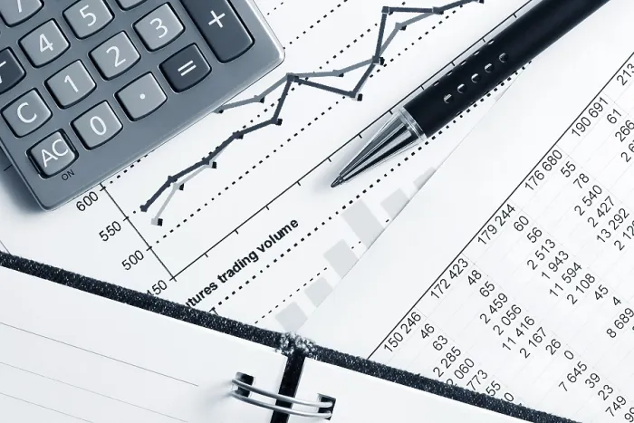 Framed Print : Financial Reports Print - ImageBROKER Framed Print : Financial Reports Print - ImageBROKER