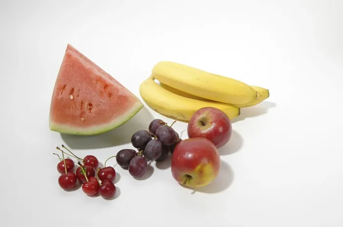 Framed Print : Fruits Fruits Print by imageBROKER Framed Print : Fruits Fruits Print by imageBROKER