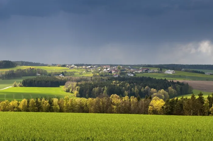Framed Print : Germany, Greiz, Pansdorf, Thuringia Print: Summer Landscape Framed Print : Germany, Greiz, Pansdorf, Thuringia Print: Summer Landscape