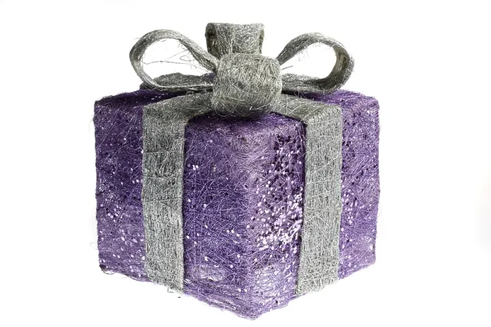 Framed Print : Gift Box Print, Present in Gift Box Framed Print : Gift Box Print, Present in Gift Box