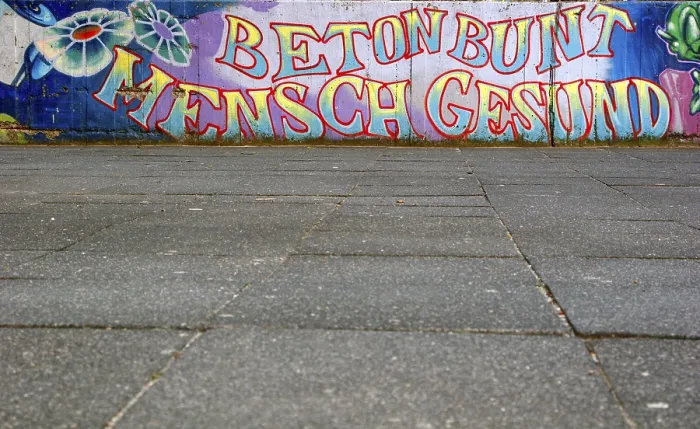 Framed Print : Graffiti Print, Berlin Germany Framed Print : Graffiti Print, Berlin Germany