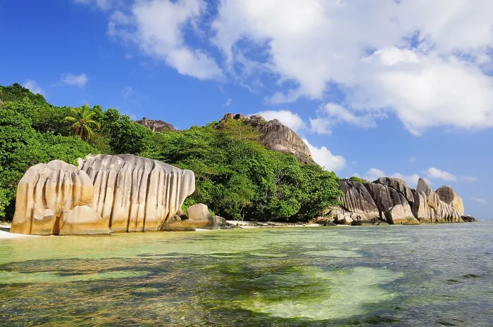 Framed Print : Granite Rocks Print - Anse Source d'Argent Beach, Seychelles Framed Print : Granite Rocks Print - Anse Source d'Argent Beach, Seychelles